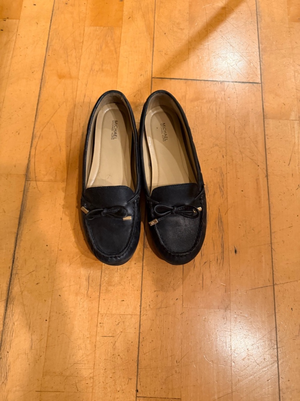 Michael Kors Black Leather Bow Loafers size 9.5